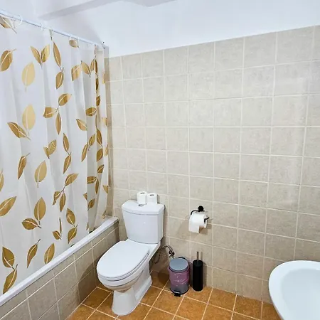 Apartamento Sky Line Apartment, 150m From Chabad Lubavitch Lárnaca