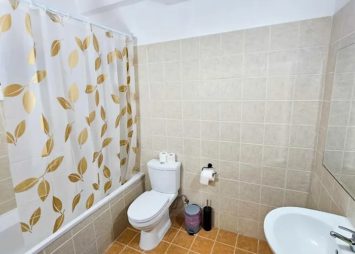 Apartmán Sky Line Apartment, 150m From Chabad Lubavitch Larnaca